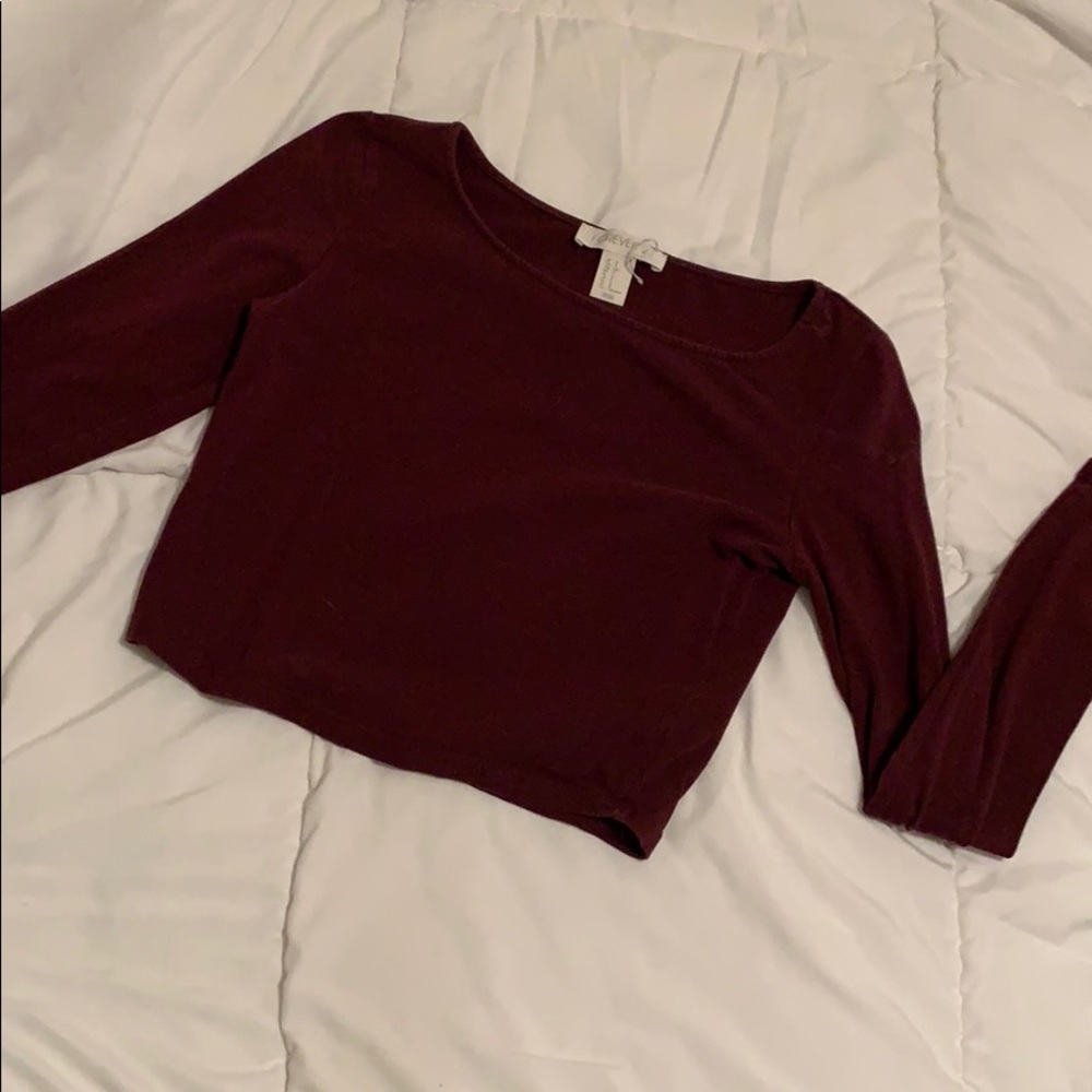 burgundy long sleeve crop top